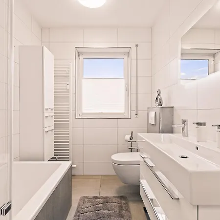 Appartamento Prestige 2 Deluxe Mit Terrasse Friedrichshafen