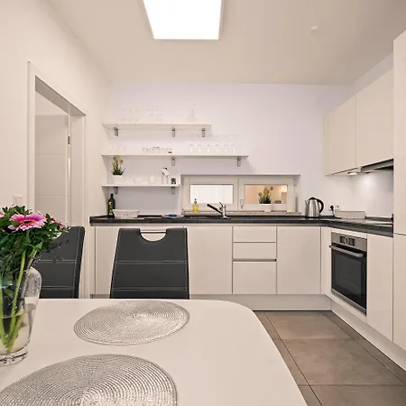 Prestige 2 Deluxe Mit Terrasse